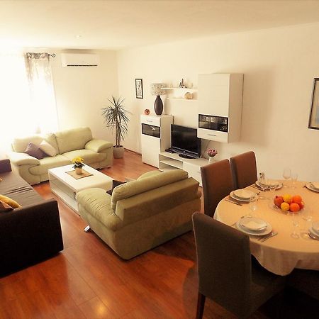 Apartment Anamarija Njivice Exteriér fotografie