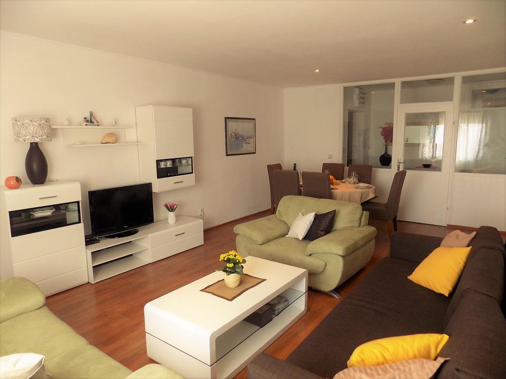 Apartment Anamarija Njivice Exteriér fotografie
