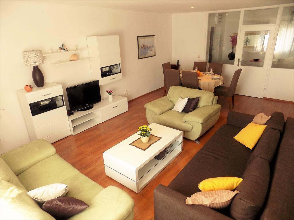 Apartment Anamarija Njivice Exteriér fotografie
